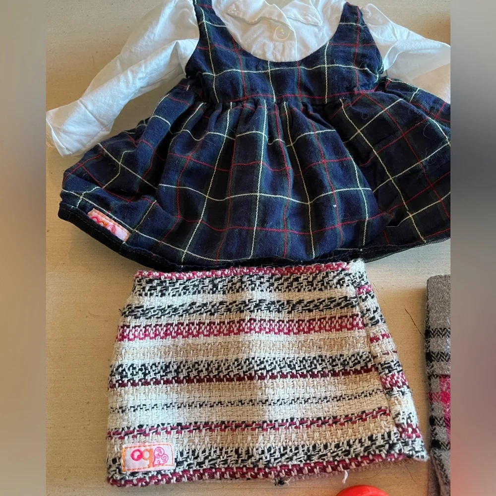 Our Generation doll clothes and accessories - Picture 3 of 5